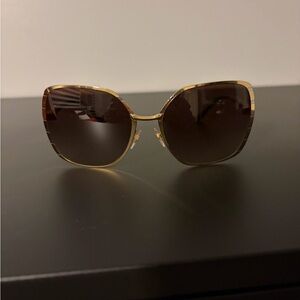 Tory Burch Gold Frame Black Gradient Lens Women's Sunglasses